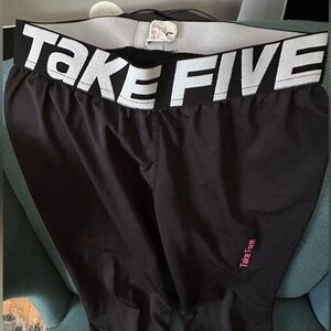 Take five leggings